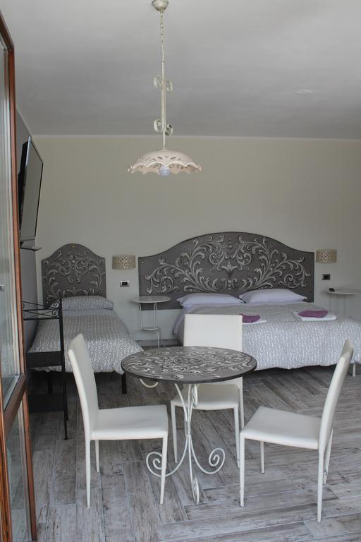 B&B La Tartaruga Pregnana Milanese Exterior photo